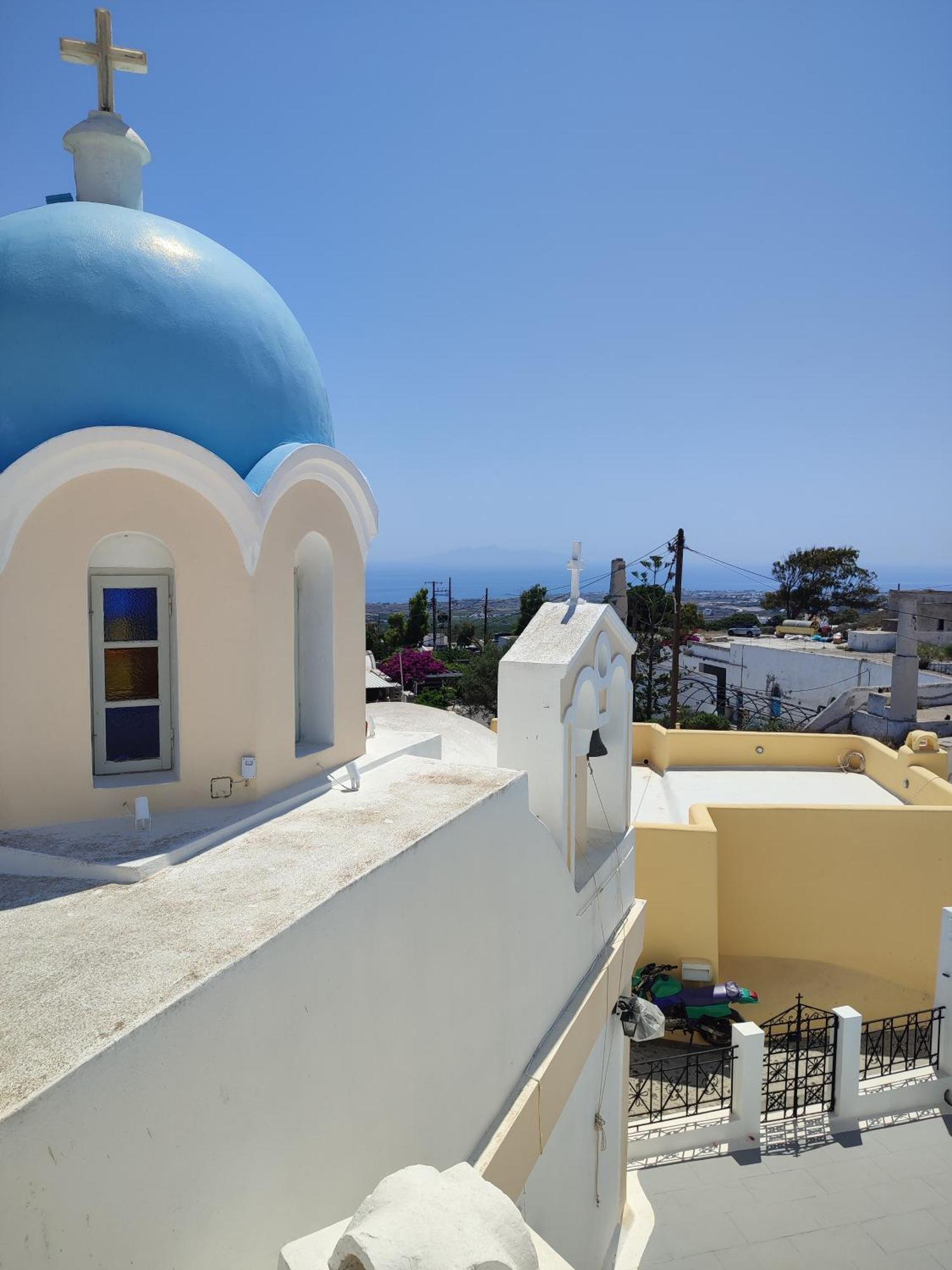 Central Santorini Serenity Rooms Тира Экстерьер фото